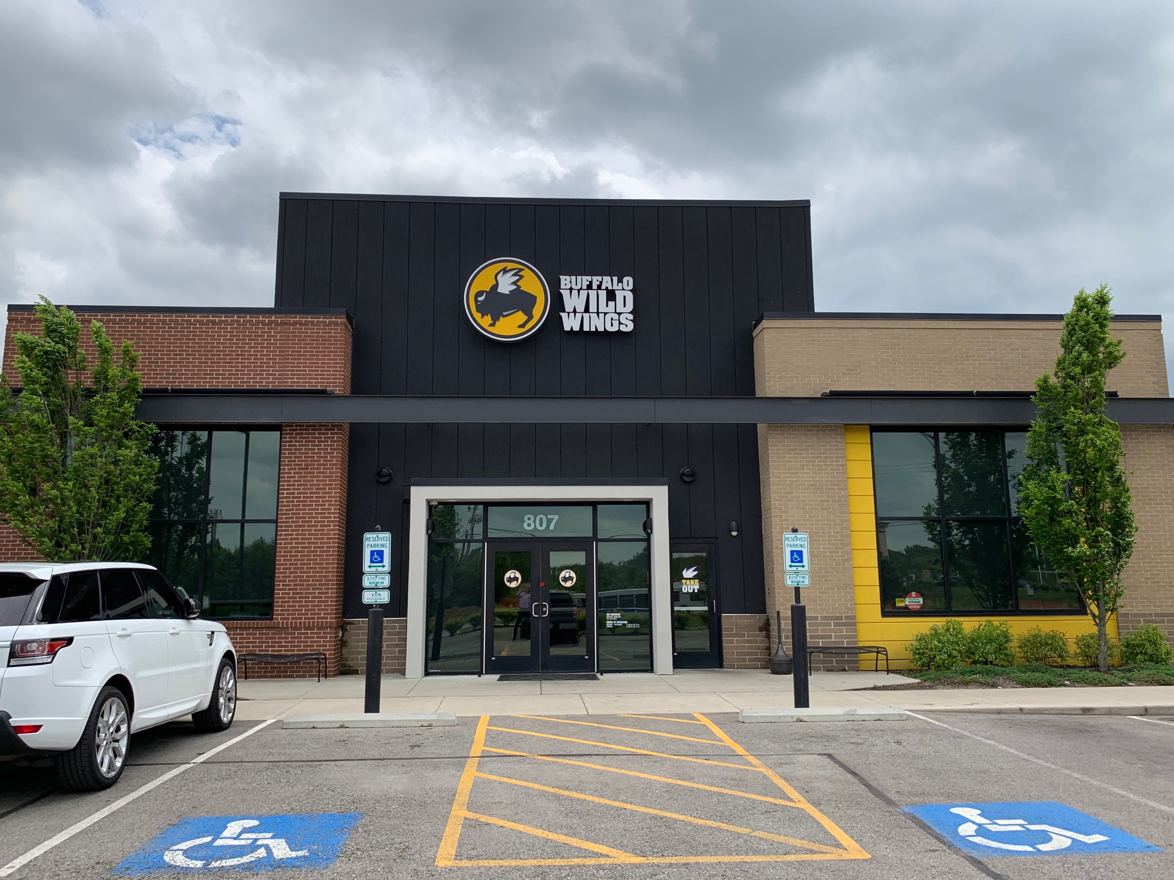 POLARIS Buffalo Wild Wings is Now Open
